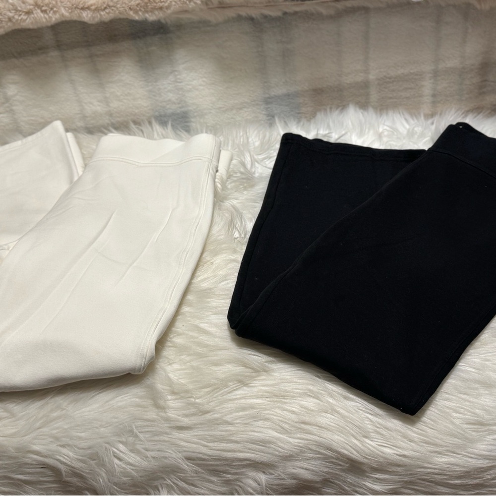 Lands' End Classic Black and Cream Leggings